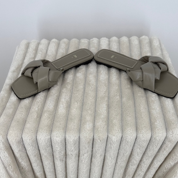 Zara Women's Braided Leather Slide Sandals size 8.5/39 - Picture 4 of 6